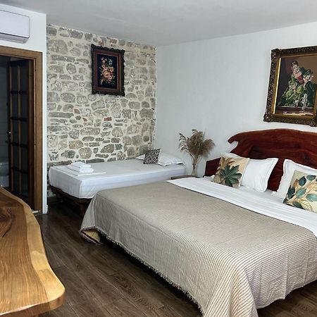 Hotel Omer The Ottoman House Berat Exterior foto