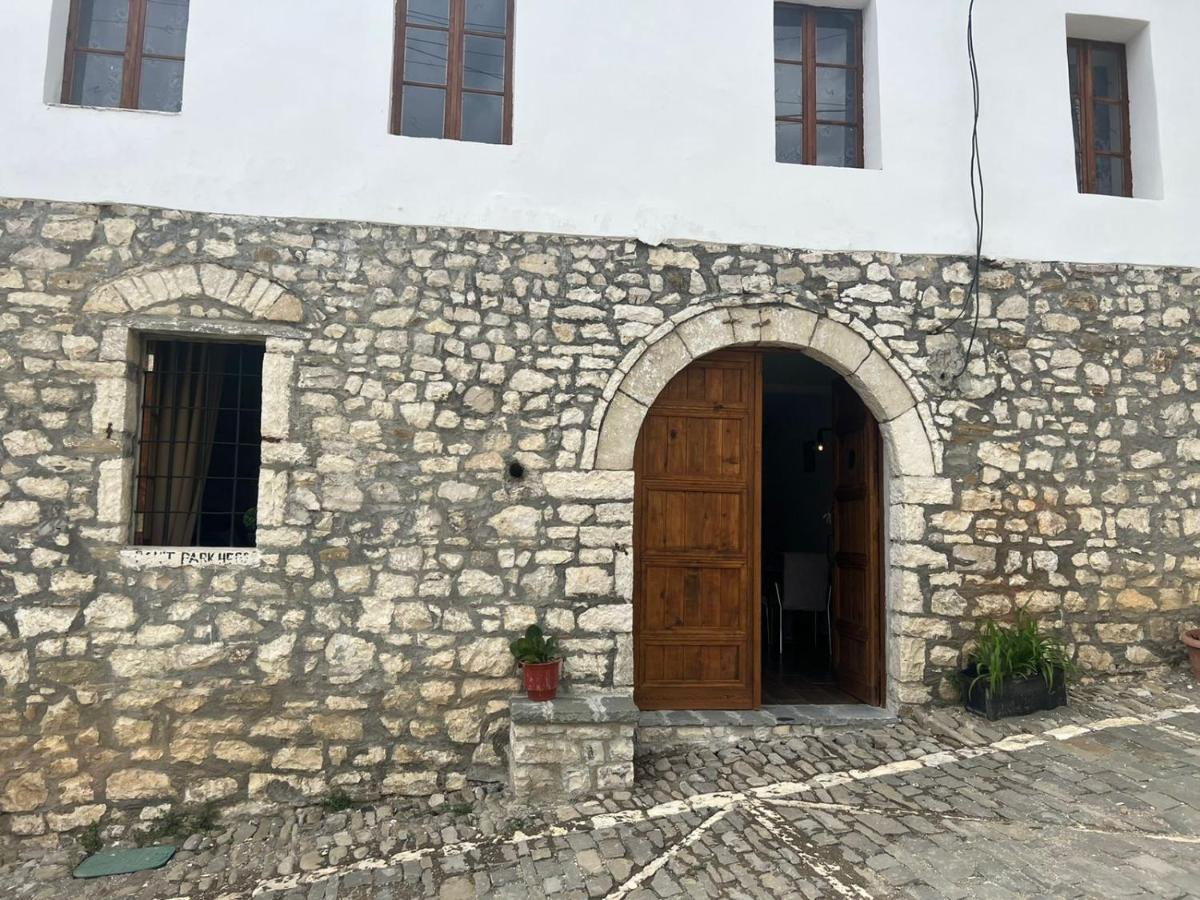 Hotel Omer The Ottoman House Berat Exterior foto